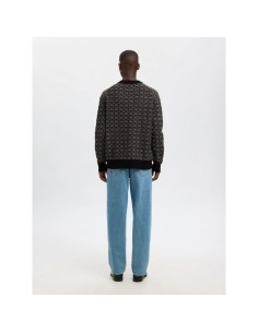 SELECTED 16098359_NG JE (M) 2