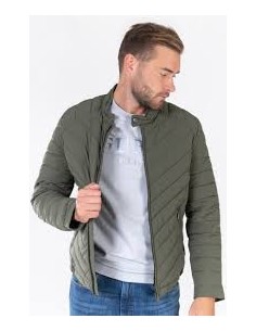 GUESS ABRIGO VERDE (M) - M84L05W6NW1_VE